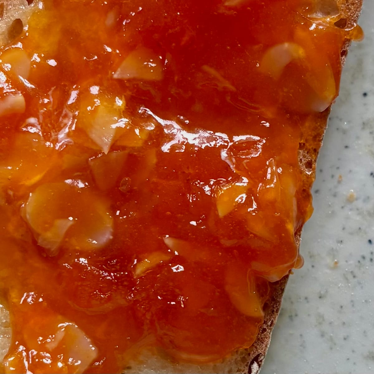 GEM DE CAISE CU FULGI DE MIGDALE